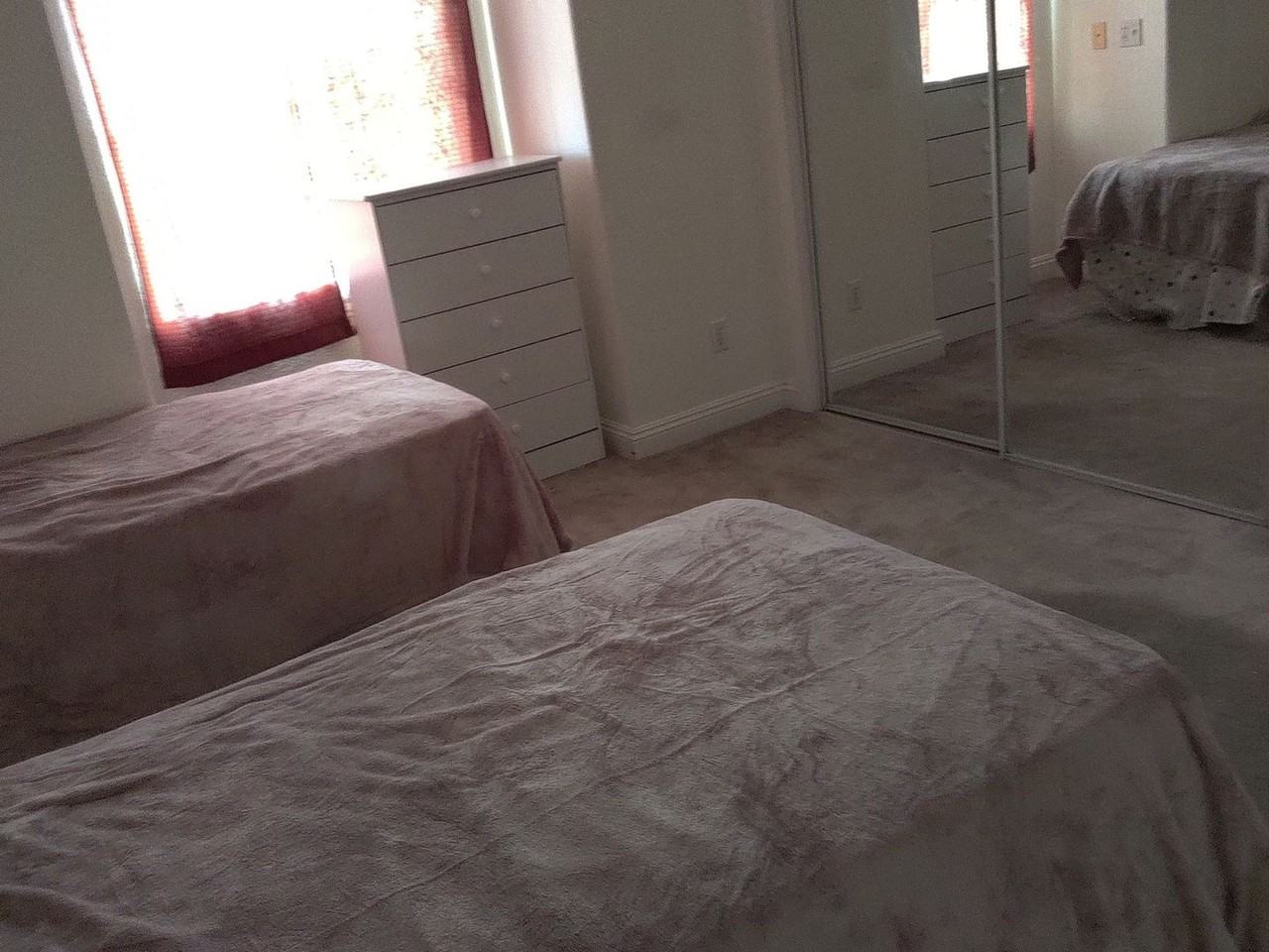 8325 Great Circle Dr - Photo 3 of 17