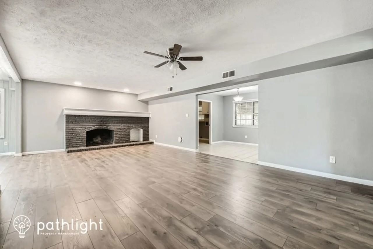 2000 Pecandale Dr - Photo 2 of 18