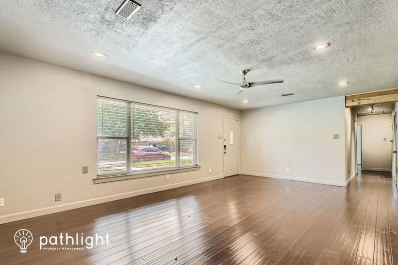 3901 Oxley Dr - Photo 2 of 16