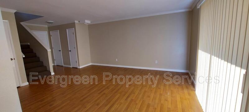3360 Bow Mar Ct - Photo 3 of 12