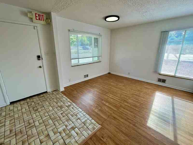 1075 Kipling St - Photo 6 of 44