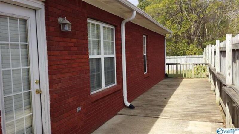 3514 Choctaw Dr Se - Photo 3 of 50