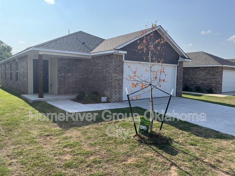 3228 Hickory Stick Dr - Photo 2 of 5