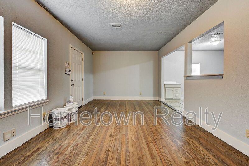 2114 N Bath Ave - Photo 5 of 35