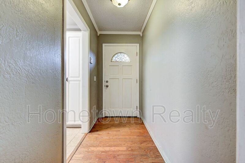 320 Cedar Crest Dr - Photo 5 of 25