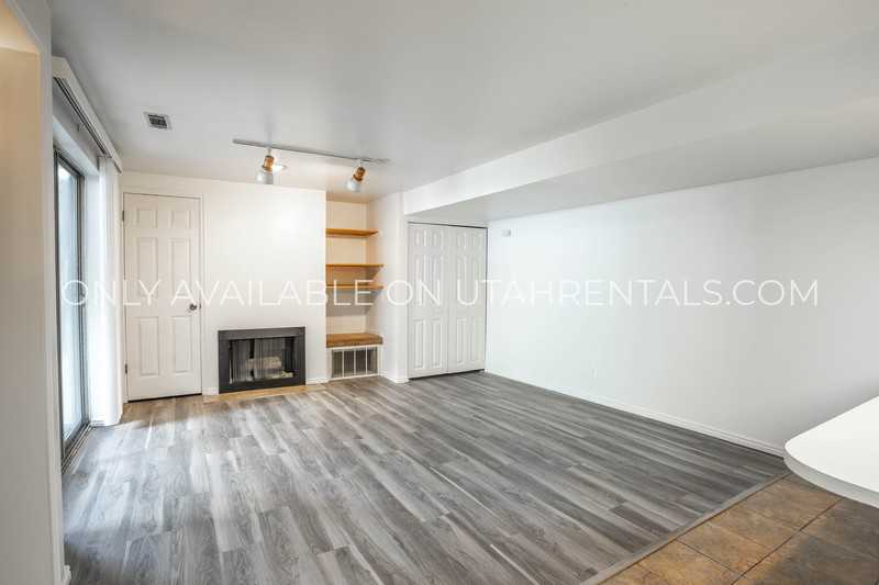 1651 Hickory Ln #11 - Photo 3 of 23