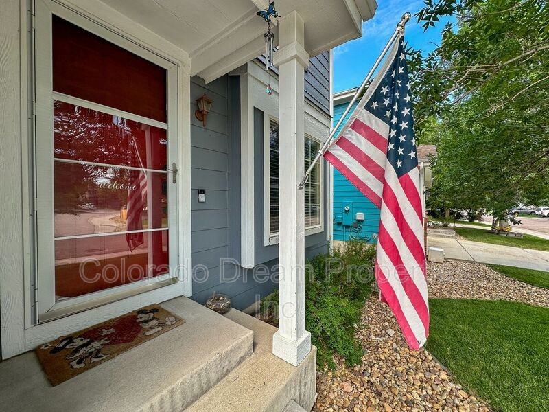 5095 Miriam Ln - Photo 2 of 31