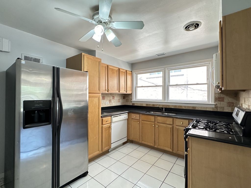8134 S Knox Ave #N5 - Photo 2 of 21