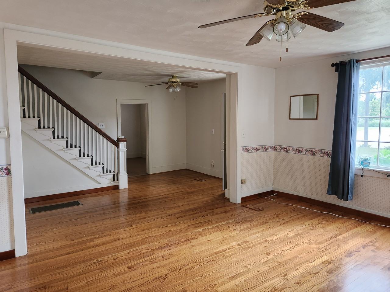 1415 W Grove Rd - Photo 2 of 27