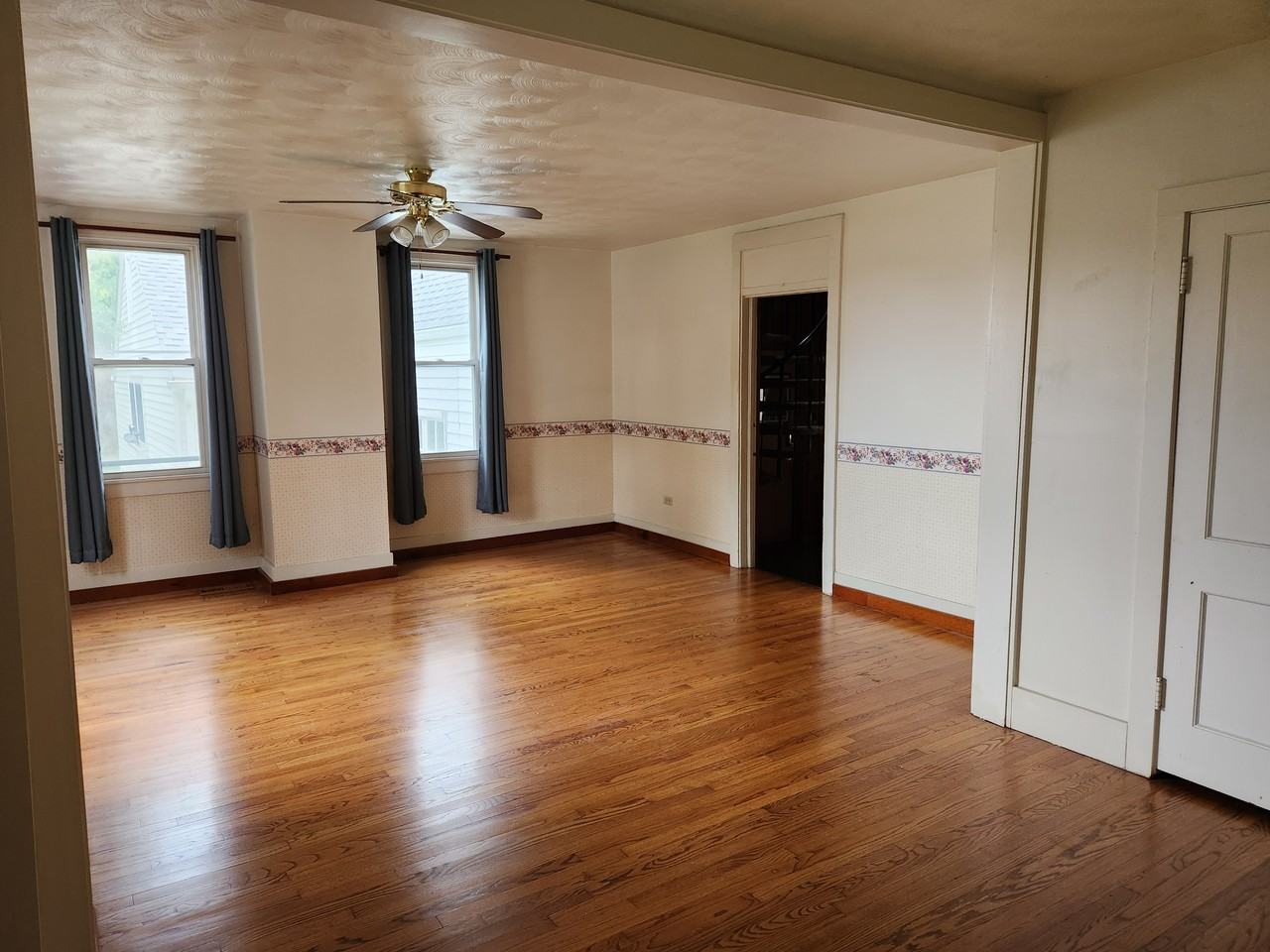 1415 W Grove Rd - Photo 3 of 27