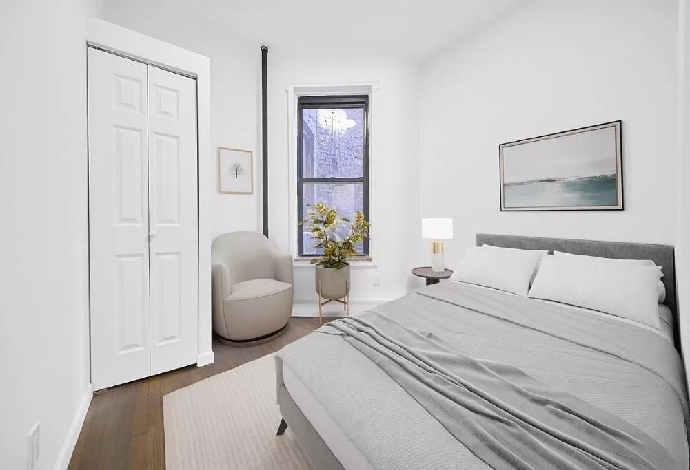 Norfolk St #4B - Photo 2 of 7