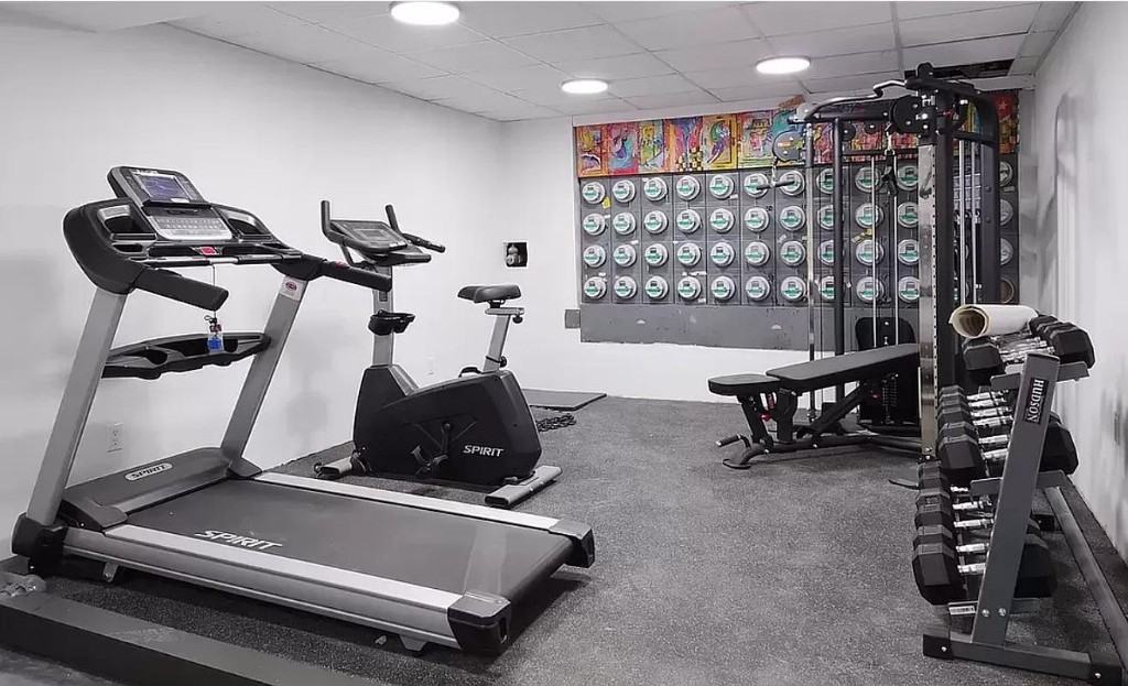 Norfolk St #4B - Photo 7 of 7