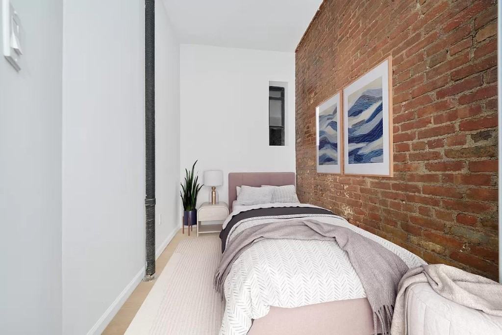 Norfolk St #1C - Photo 3 of 8