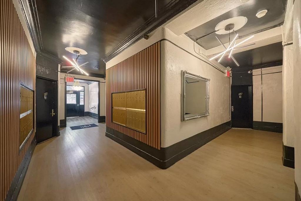 Norfolk St #0G - Photo 6 of 8