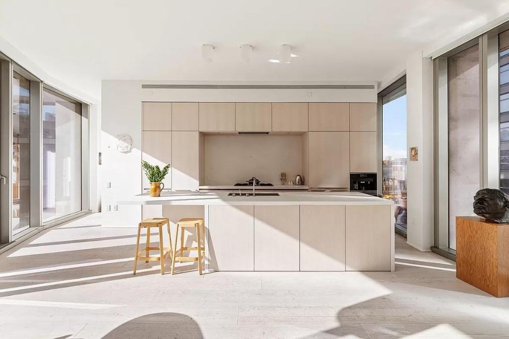 Leroy St #N5C - Photo 5 of 20