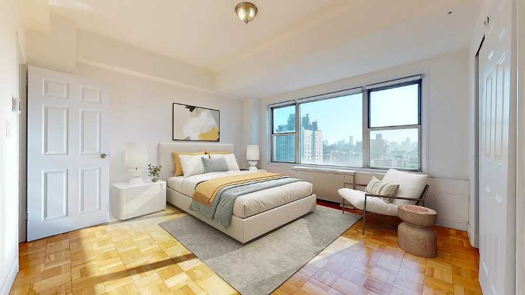 Greenwich Ave #14A - Photo 2 of 14