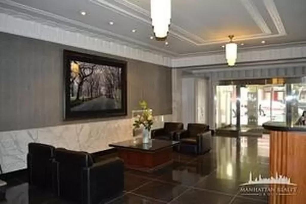 Christopher St #5C - Photo 6 of 7