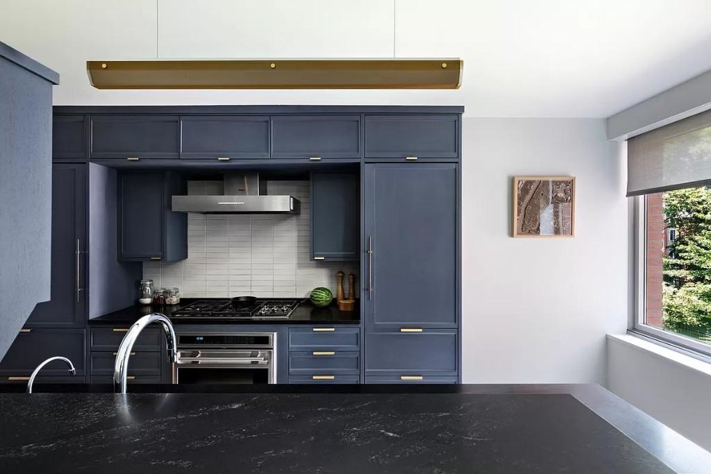 9th Ave #3J - Photo 5 of 20