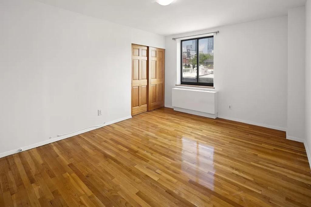 W 19th St #5B - Photo 7 of 20