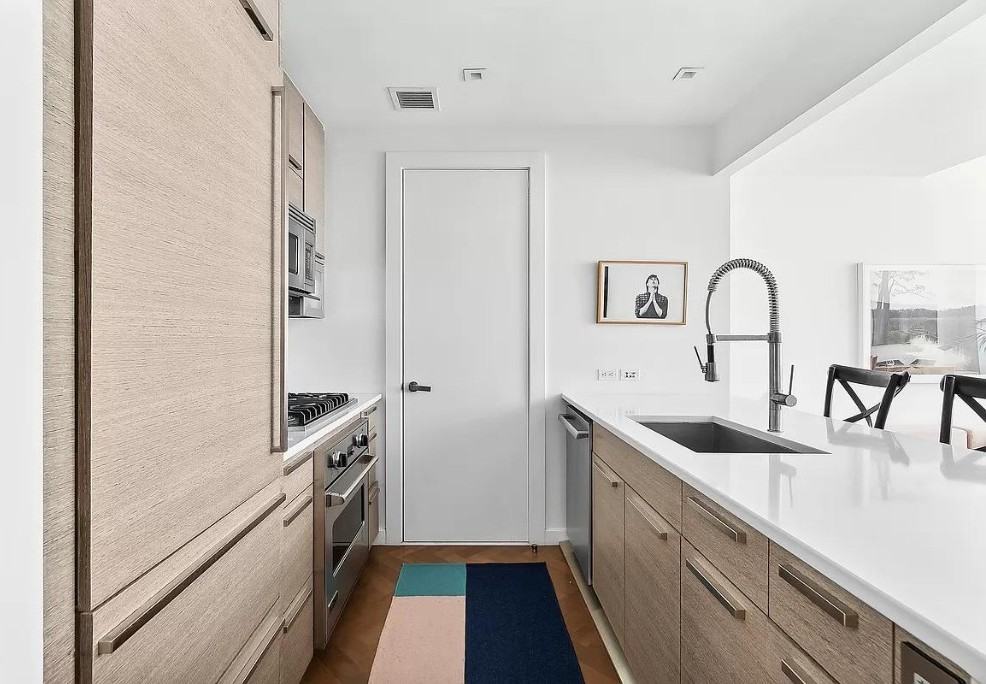 W 12th St #3C - Photo 5 of 7