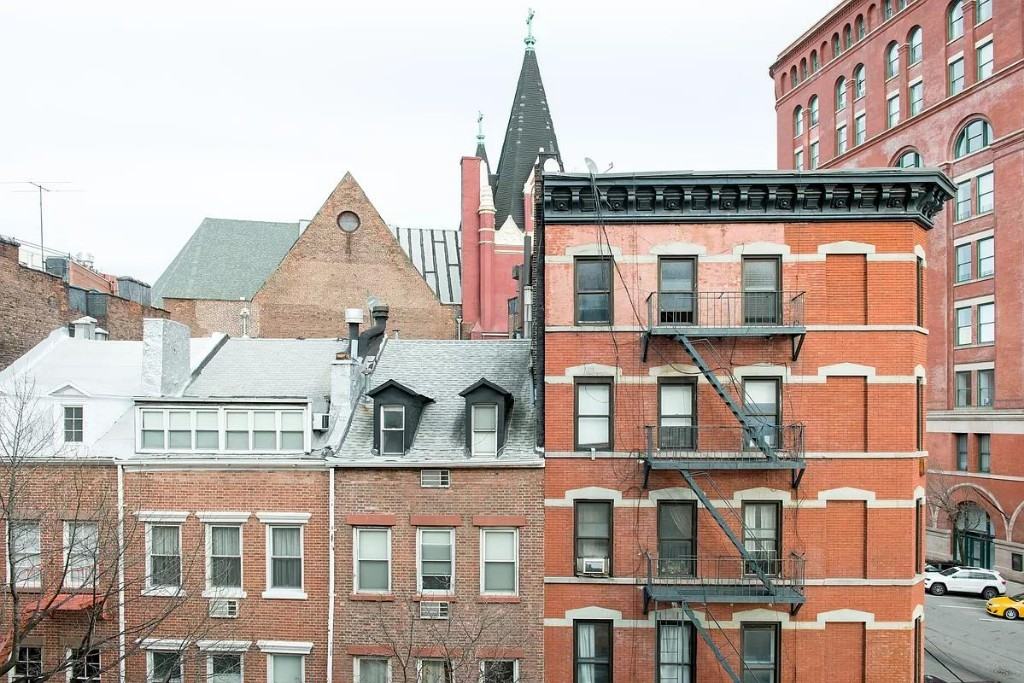 Christopher St #1J - Photo 4 of 13