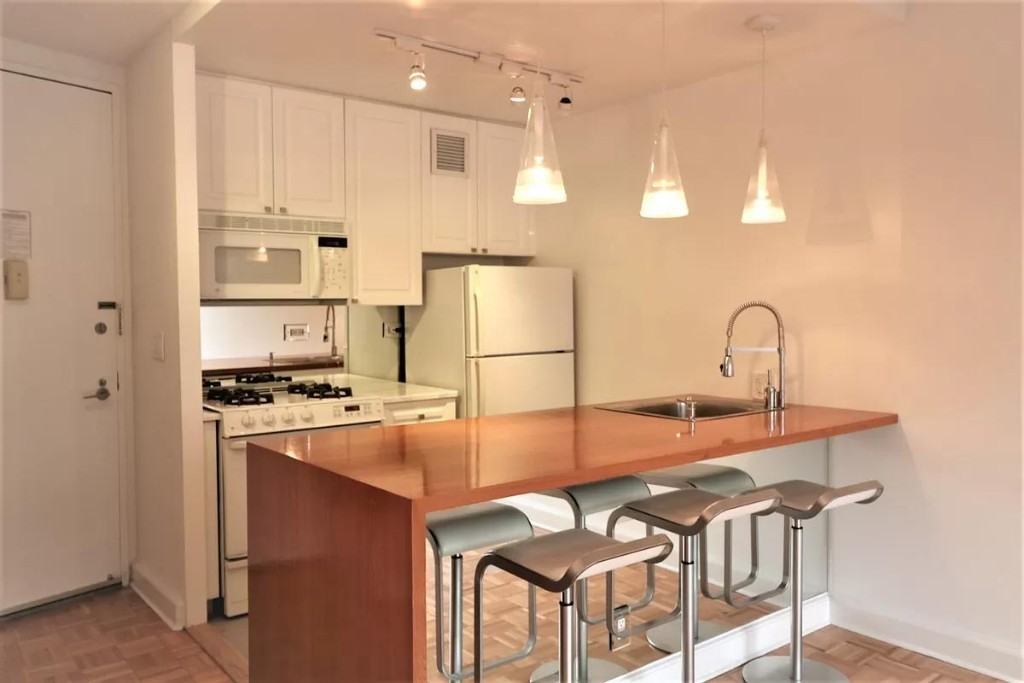 E 22nd St #30G - Photo 3 of 10