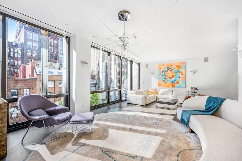 E 22nd St #TH2 - Photo 2 of 20