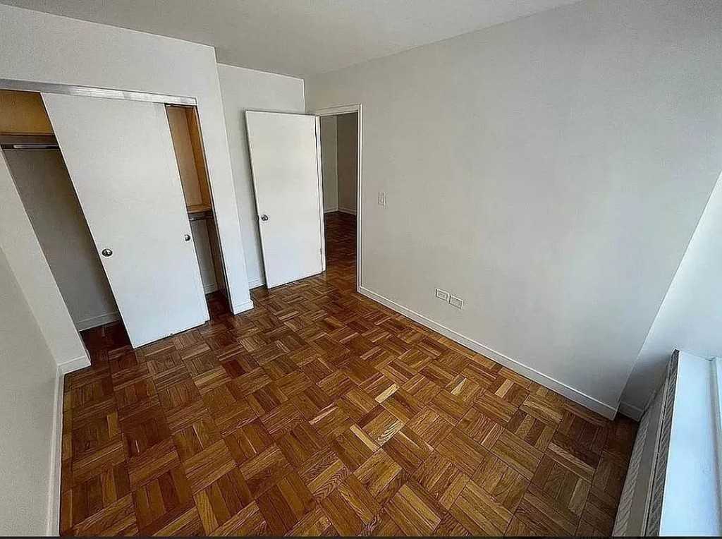 4th Ave #9L - Photo 3 of 3