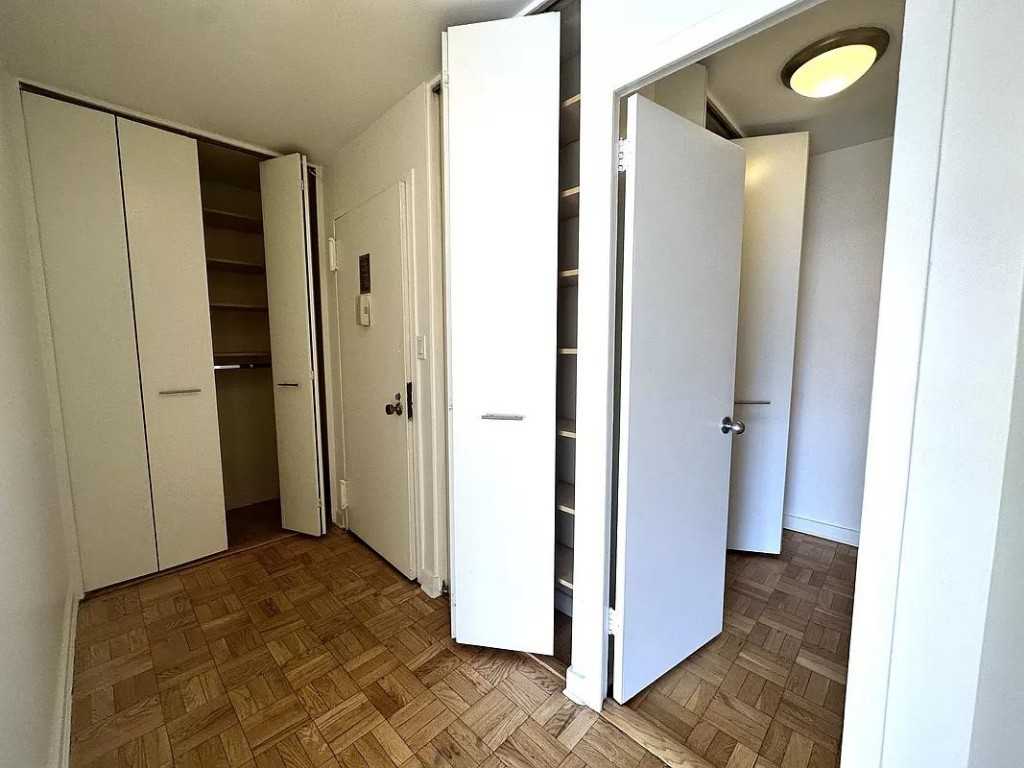 4th Ave #5M - Photo 6 of 10