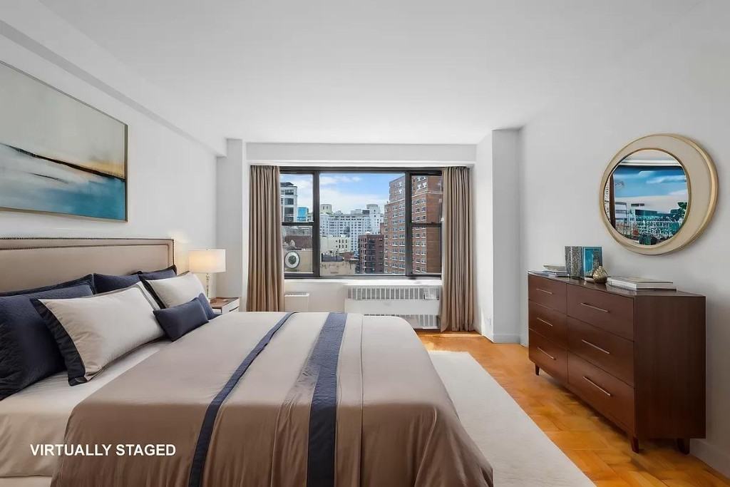 4th Ave #3N - Photo 3 of 12