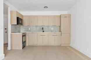 E 12th St #4A - Photo 1 of 1