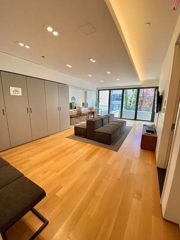 3rd Ave #14B - Photo 5 of 11