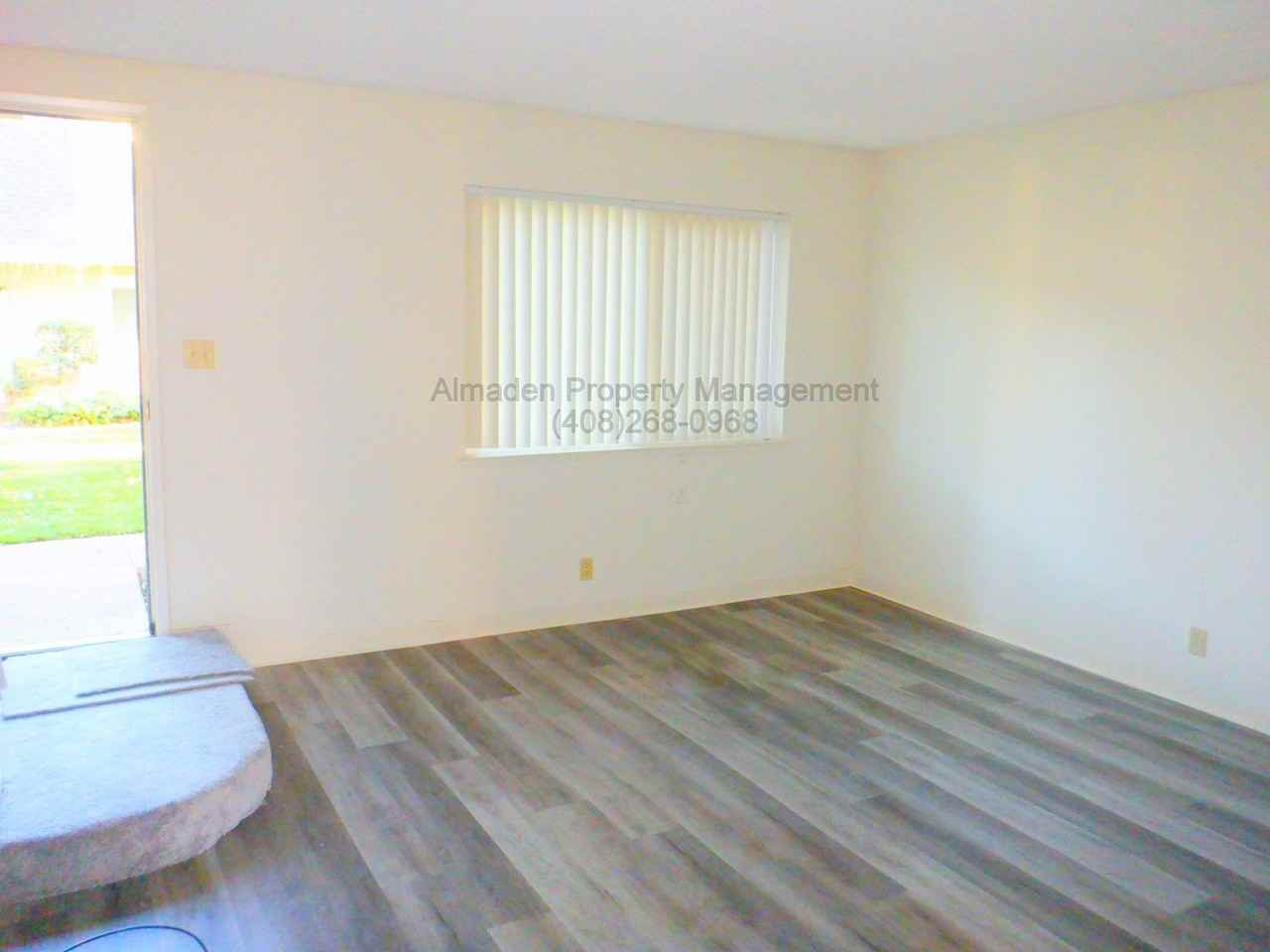220 Incline Way - Photo 2 of 19