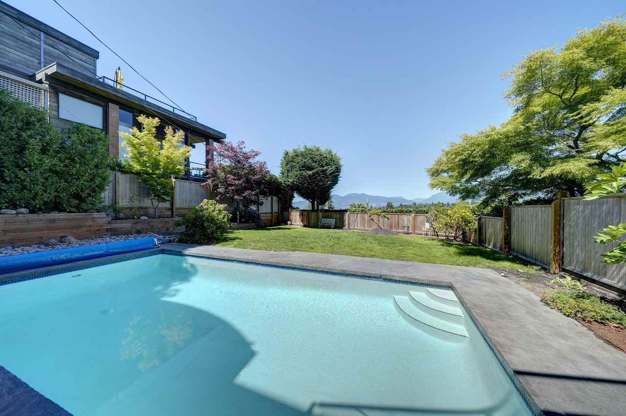 1987 West 35th Avenue - Photo 3 of 44