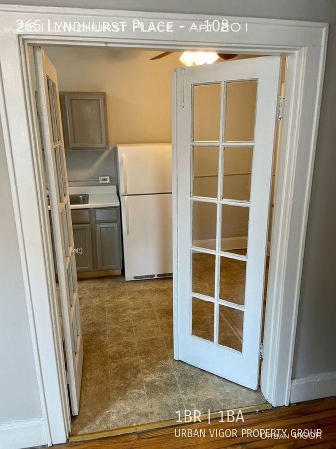 265 Lyndhurst Pl #108 - Photo 4 of 15