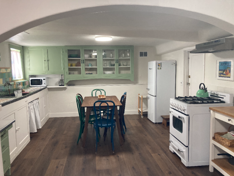 943 N Idaho St #B - Photo 2 of 17