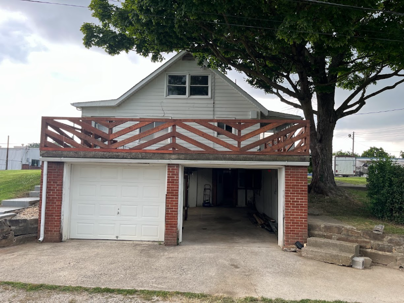 1322 Emery Xing - Photo 2 of 21