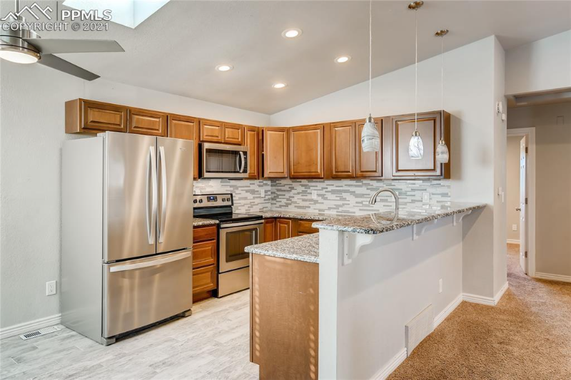 3108 Moonbeam Circle South - Photo 6 of 13