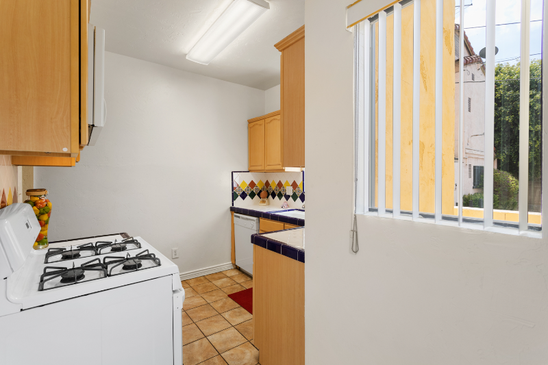 2623 Ellendale Pl #A - Photo 7 of 20