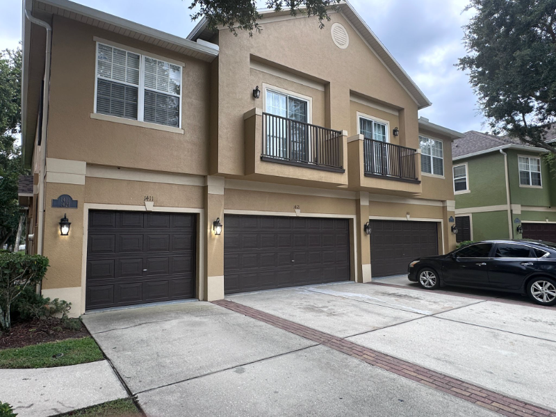 1421 Pine Oak Trl - Photo 2 of 31