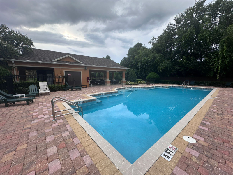 1421 Pine Oak Trl - Photo 7 of 31