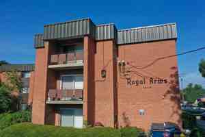 featured image of 1415 Mount Royal Blvd