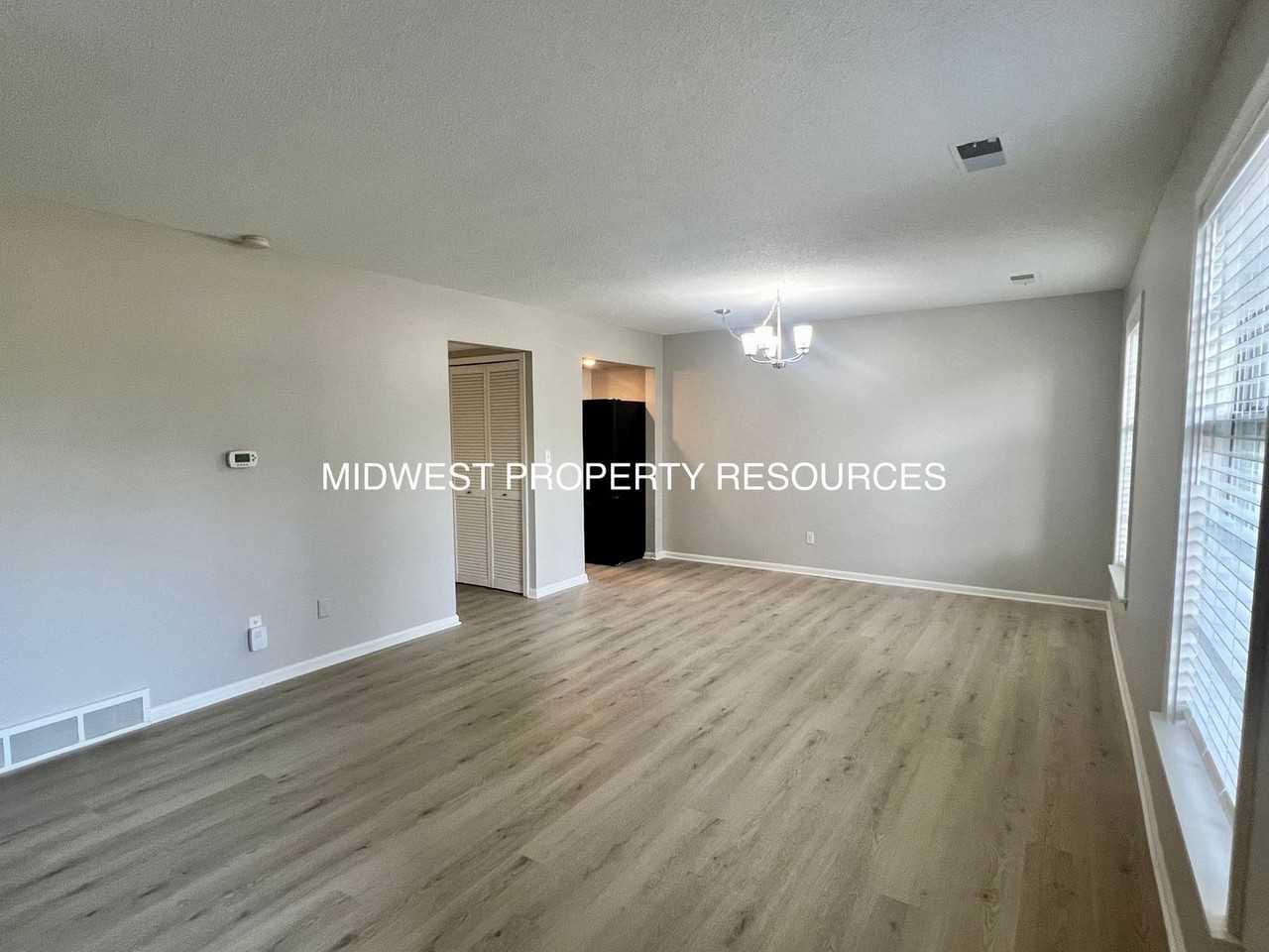 907 Nw Colbern Rd - Photo 5 of 14