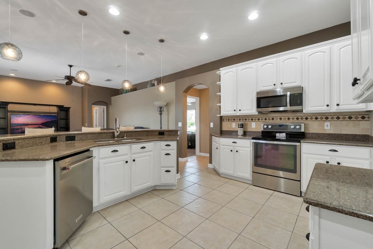 9444 Whispering Meadows Ln #NA - Photo 2 of 27