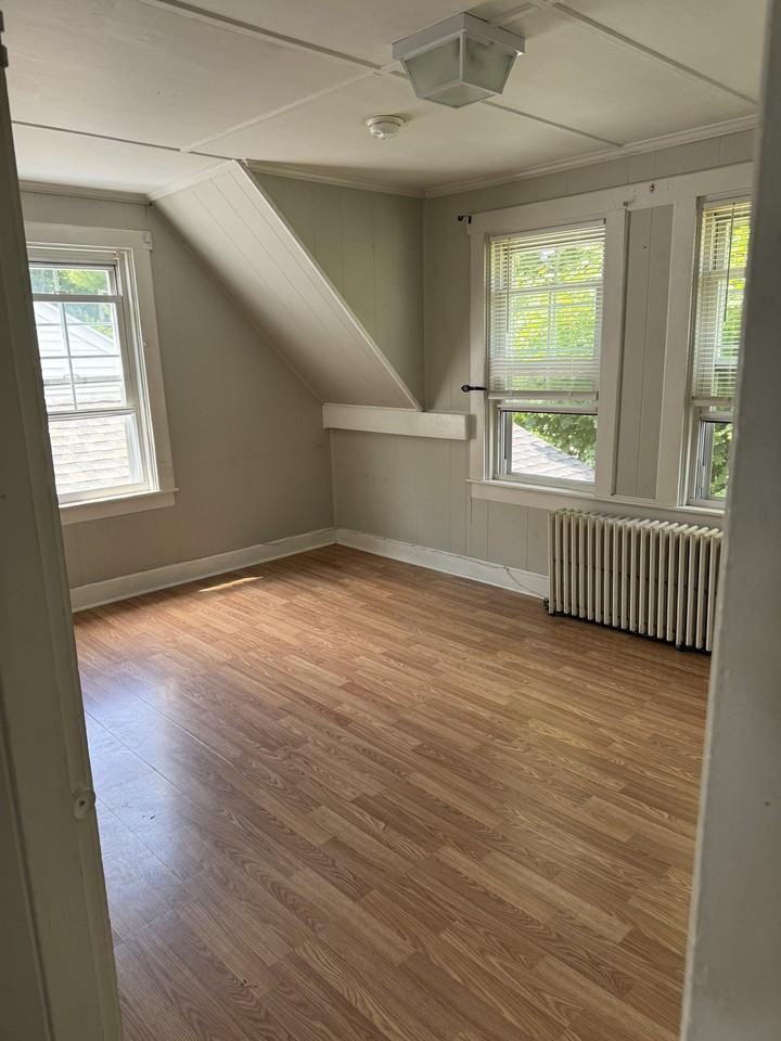 331 King Philip St #2 - Photo 3 of 13