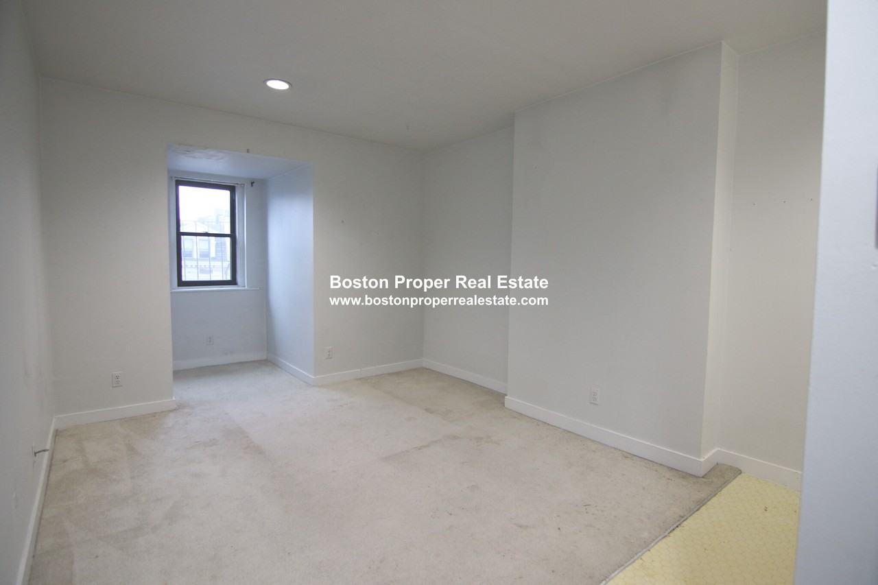 548 Columbus Ave #7K