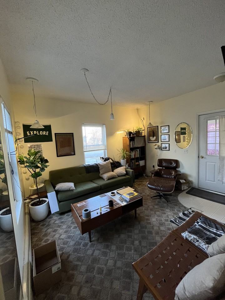 219 W 9th St #A - Photo 4 of 13