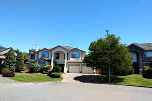 featured image of 5600 Cornwall Place