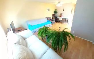 5306 32 Ave Nw - Photo 1 of 1