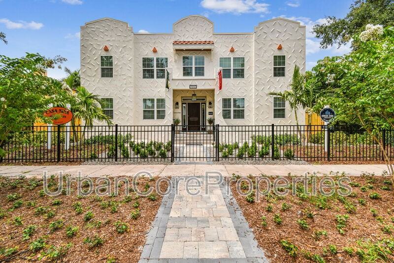 325 15th Avenue Northeast #7